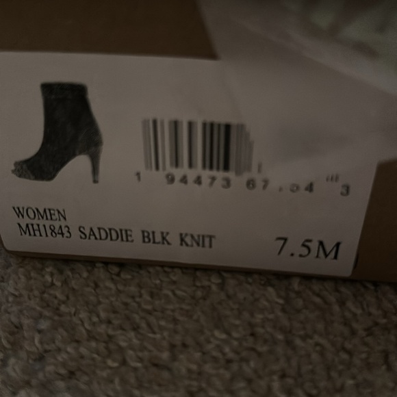 NEW MIA Black Heeled Peep Toe Flyknit Booties - Picture 7 of 8